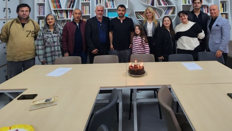 Öğretmenler  bir projeye daha imza atıyor.