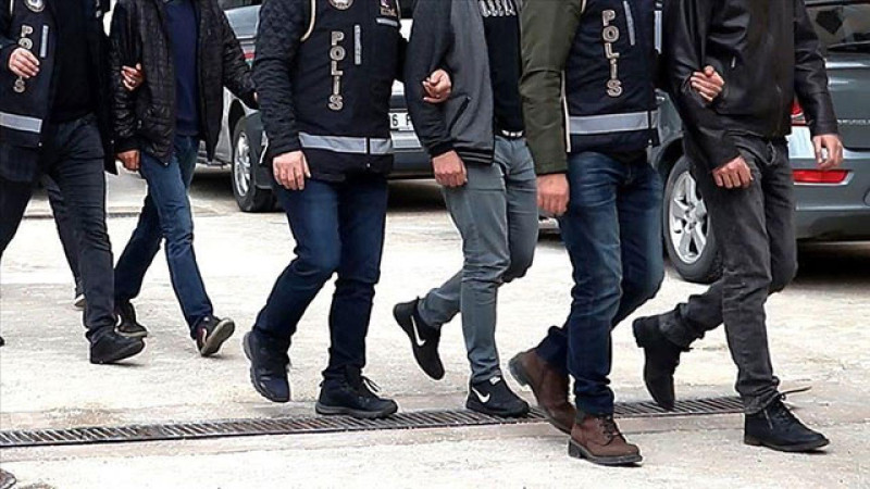Tefecilere polis baskını