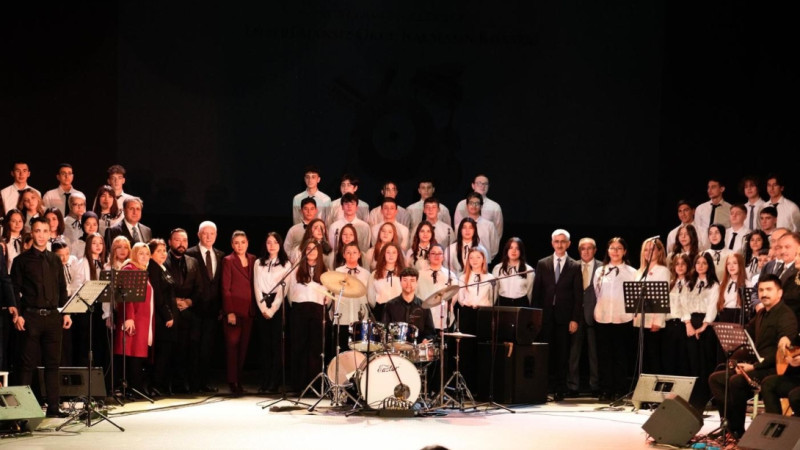 1150 KİŞİLİK DEV ORKESTRA