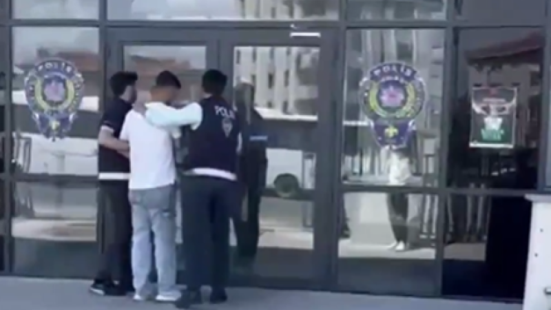 MALTEPE’DE BIÇAKLI KAVGA