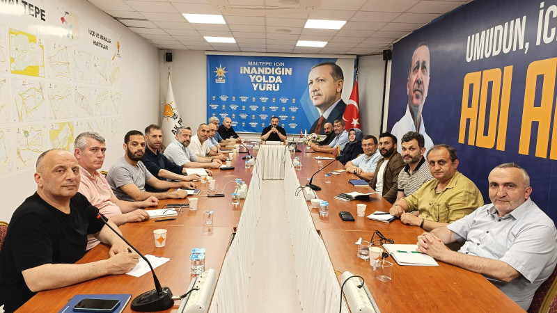 AK Parti Maltepe’de toplantı