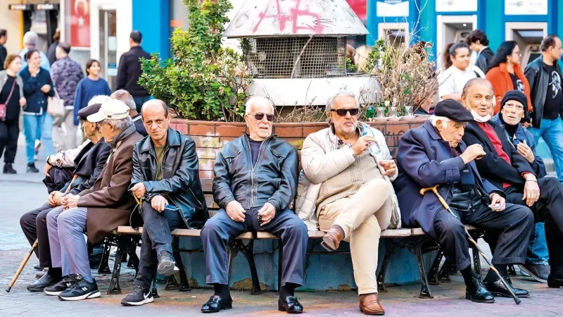 EN DÜŞÜK EMEKLİ AYLIĞI NE OLACAK?