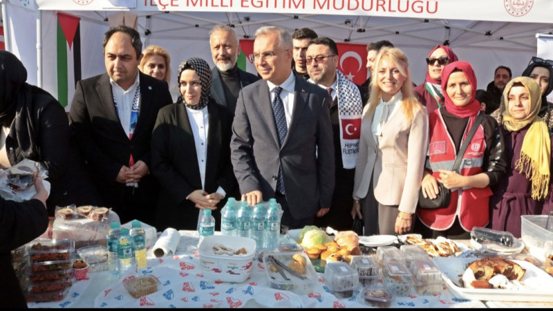 MALTEPE’DE GAZZE YARARINA HAYIR ÇARŞISI