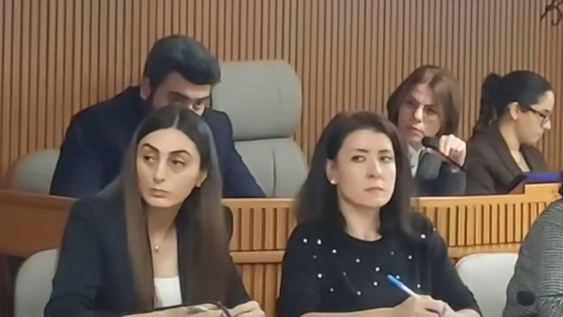 Köymen’den vatandaşa fırça