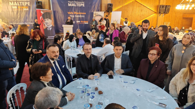 AK Parti’den geleneksel vefa iftarı