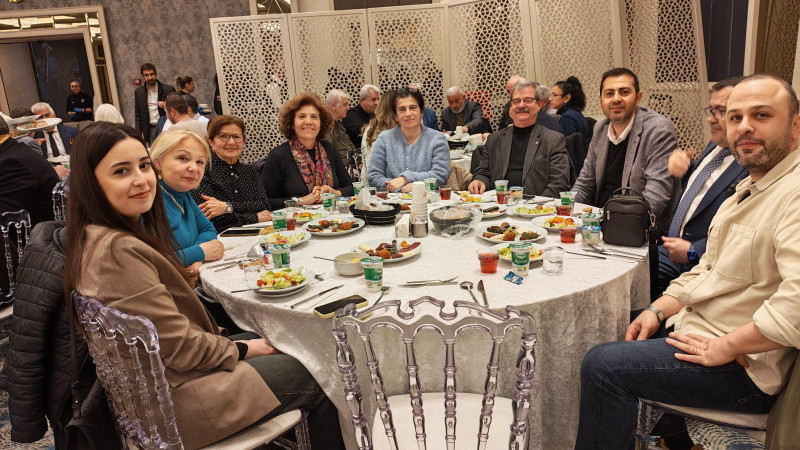 CHP Maltepe’den Yöneticilere İftar!