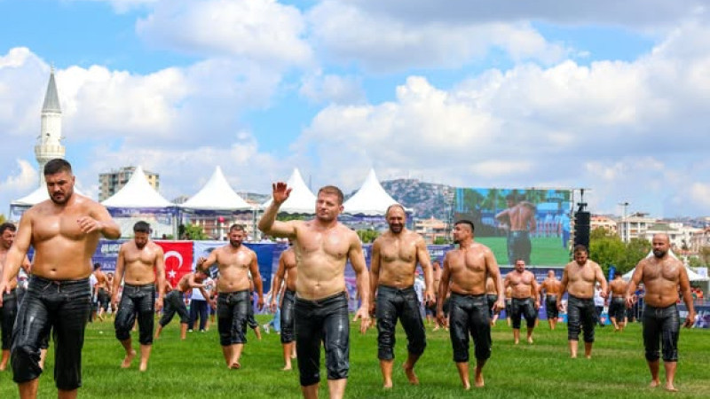 Orhangazi Parkı’nda yağlı güreş festivali