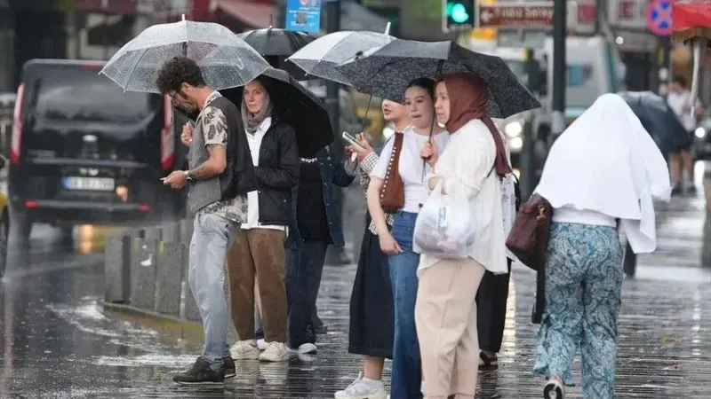 İSTANBUL’A SAĞANAK ALARMI